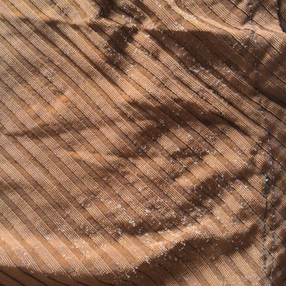 Cute top - Picture 3 of 4